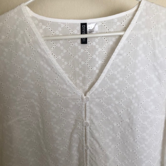 Top - Picture 2 of 4